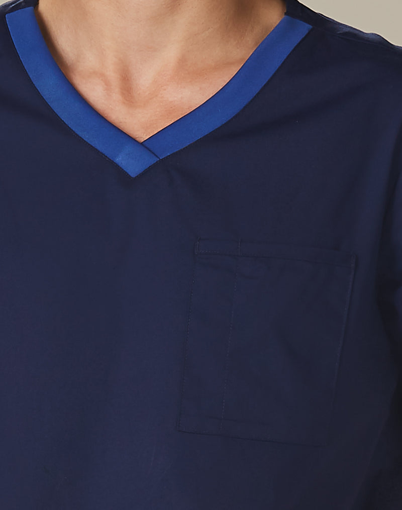 M7650 MENS V-NECK CONTRAST TRIM SCRUB TOP